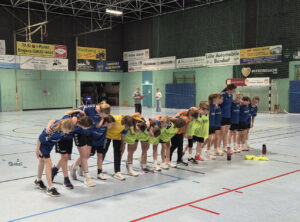 Besonderes Duell am Nikolausabend: E2 gewinnt gegen E1